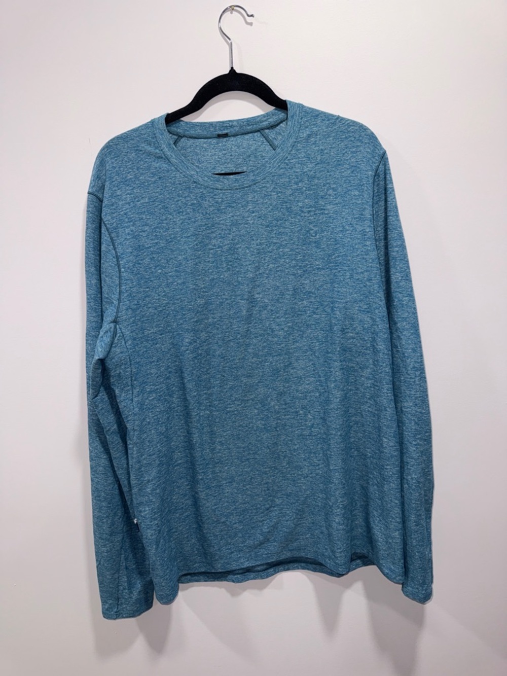 lululemon athletica Men's Long Sleeve Crewneck - Heather blue